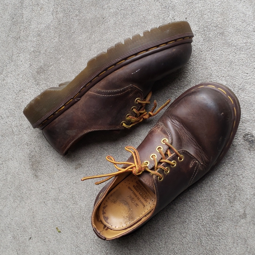 Dr. Martens mens sz 6 lace up shoes brown
